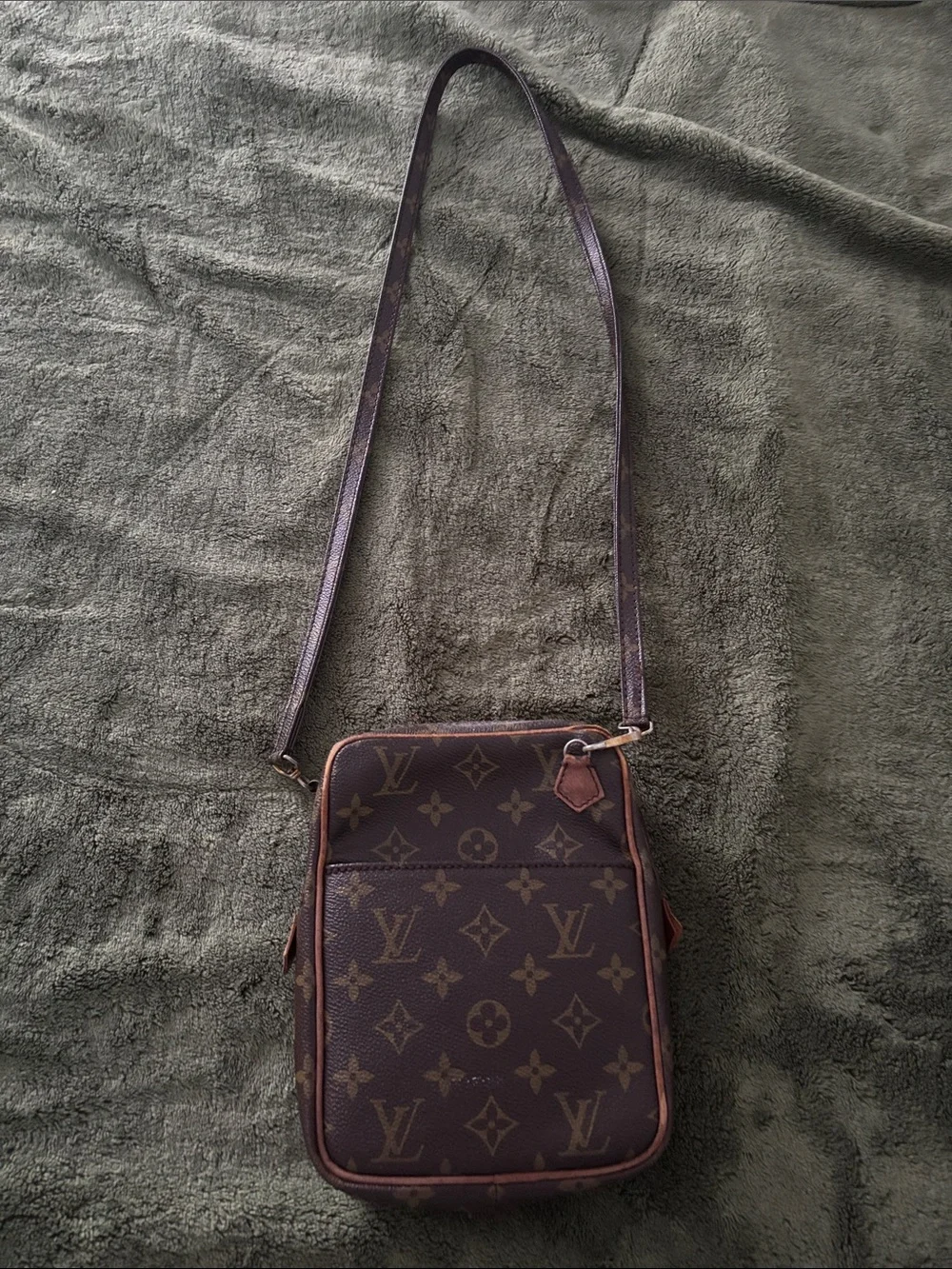 Louis Vuitton Brown Monogram Canvas Messenger Bag with Tan Trim